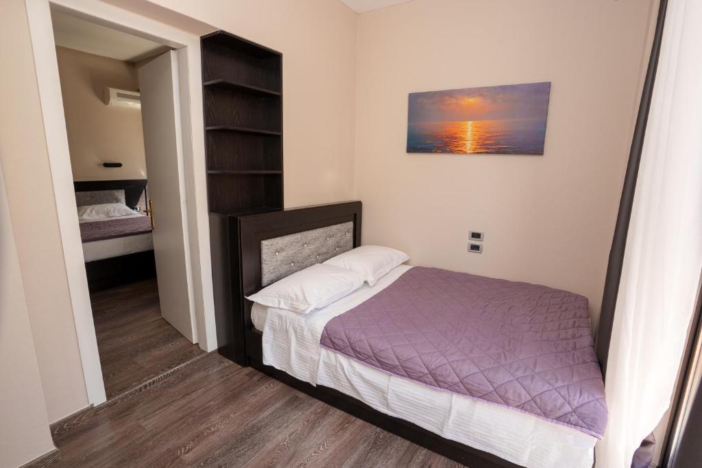  Hotel New HeavenSaranda